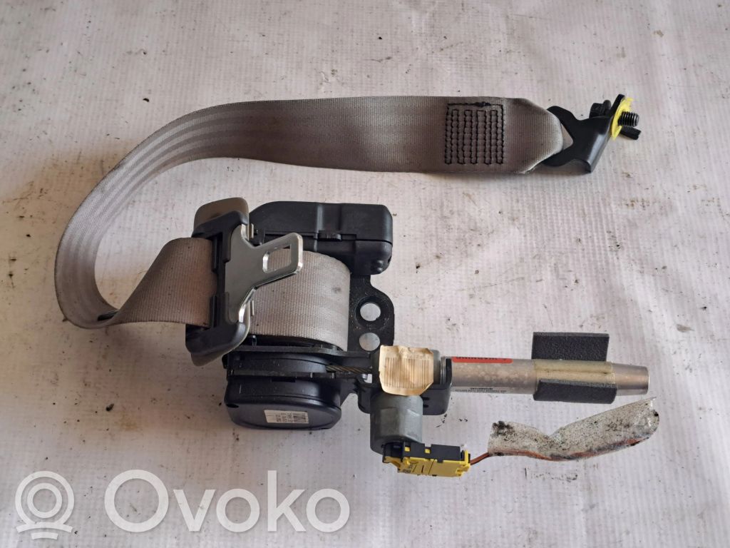 Volvo S80 Vidējā drošības josta (aizmugurē) 