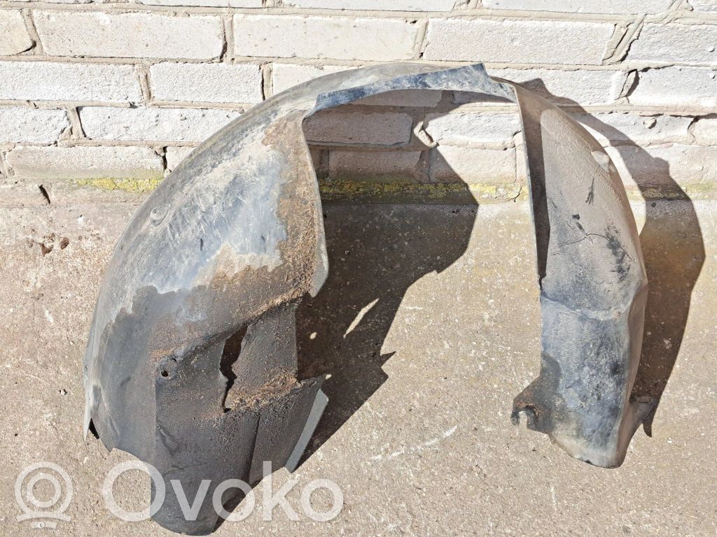 Volvo V70 Apakšspārns 