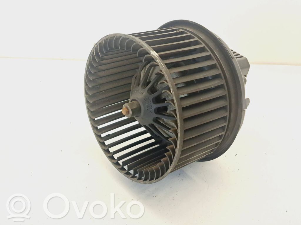 Volvo V50 Pečiuko ventiliatorius/ putikas 