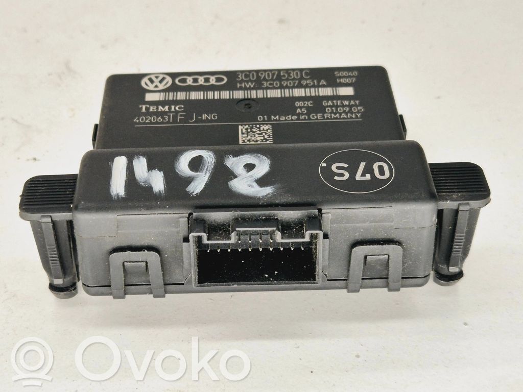 Volkswagen PASSAT B6 Gateway control module 