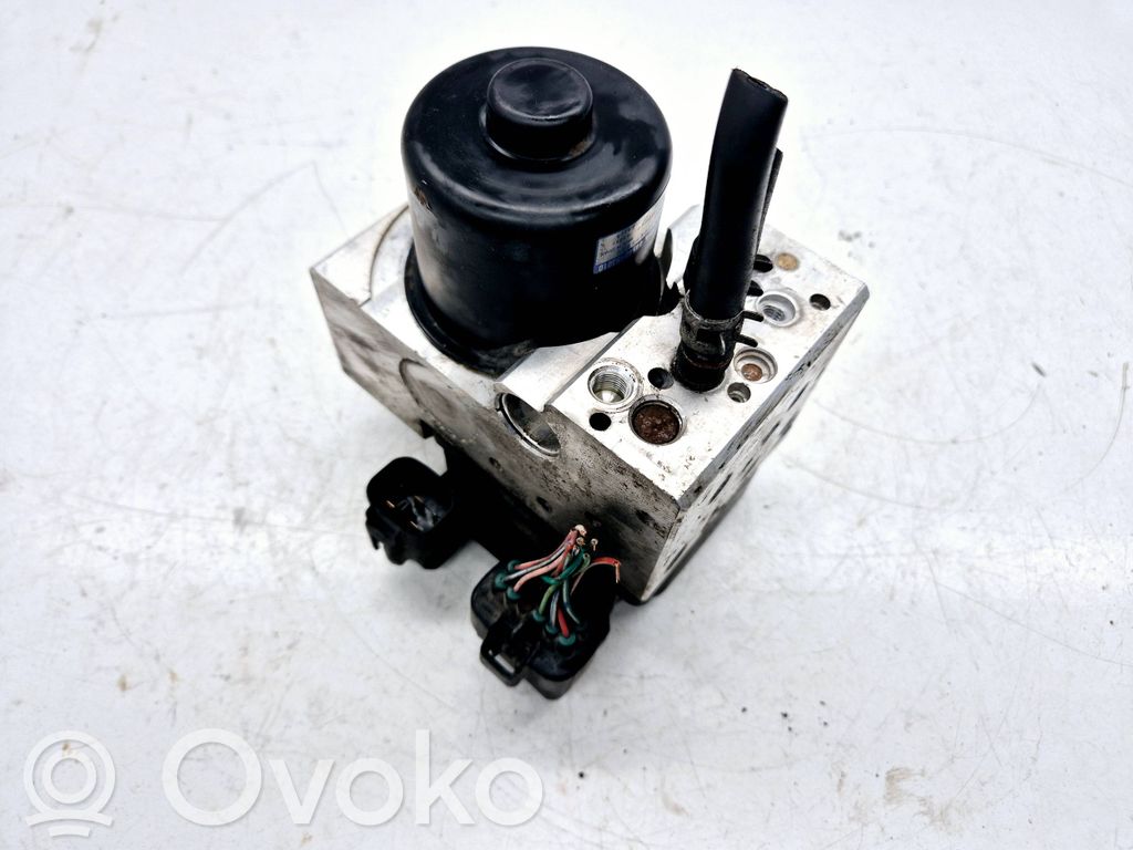 Lexus IS 200-300 Bomba de ABS 