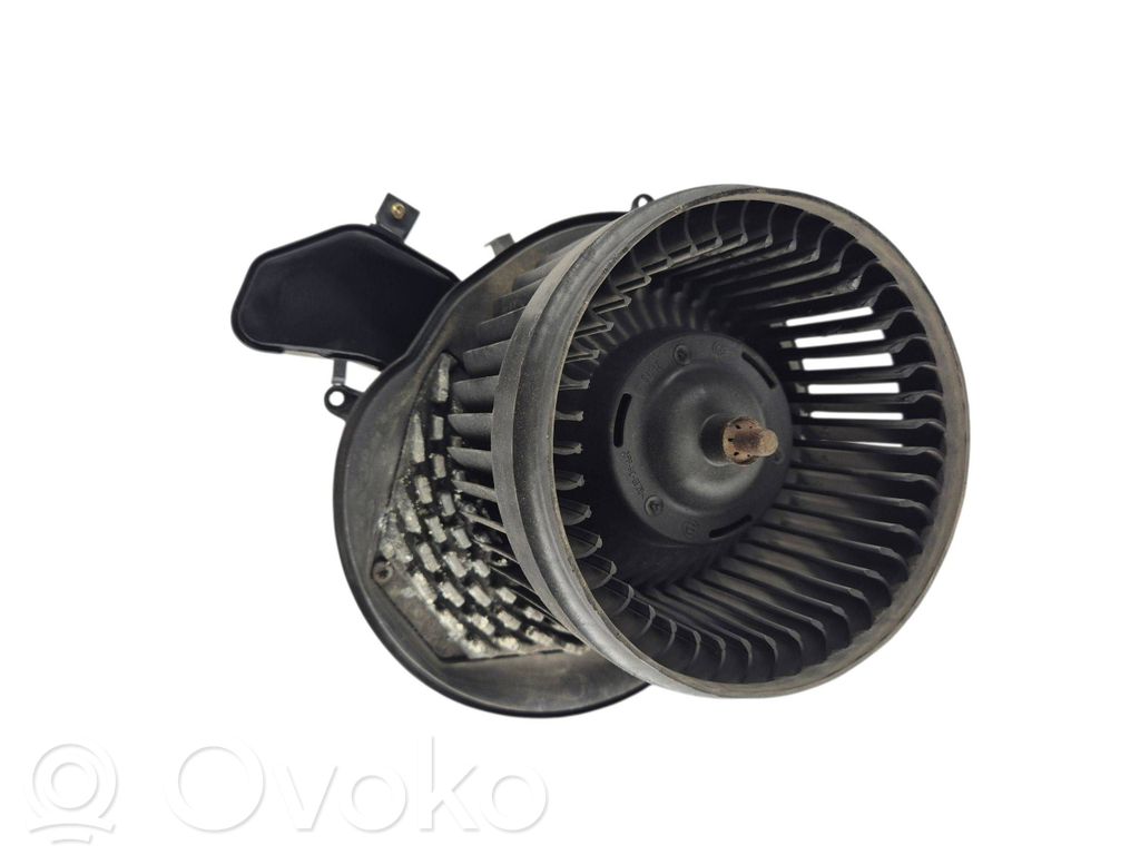 Volvo V70 Mazā radiatora ventilators 