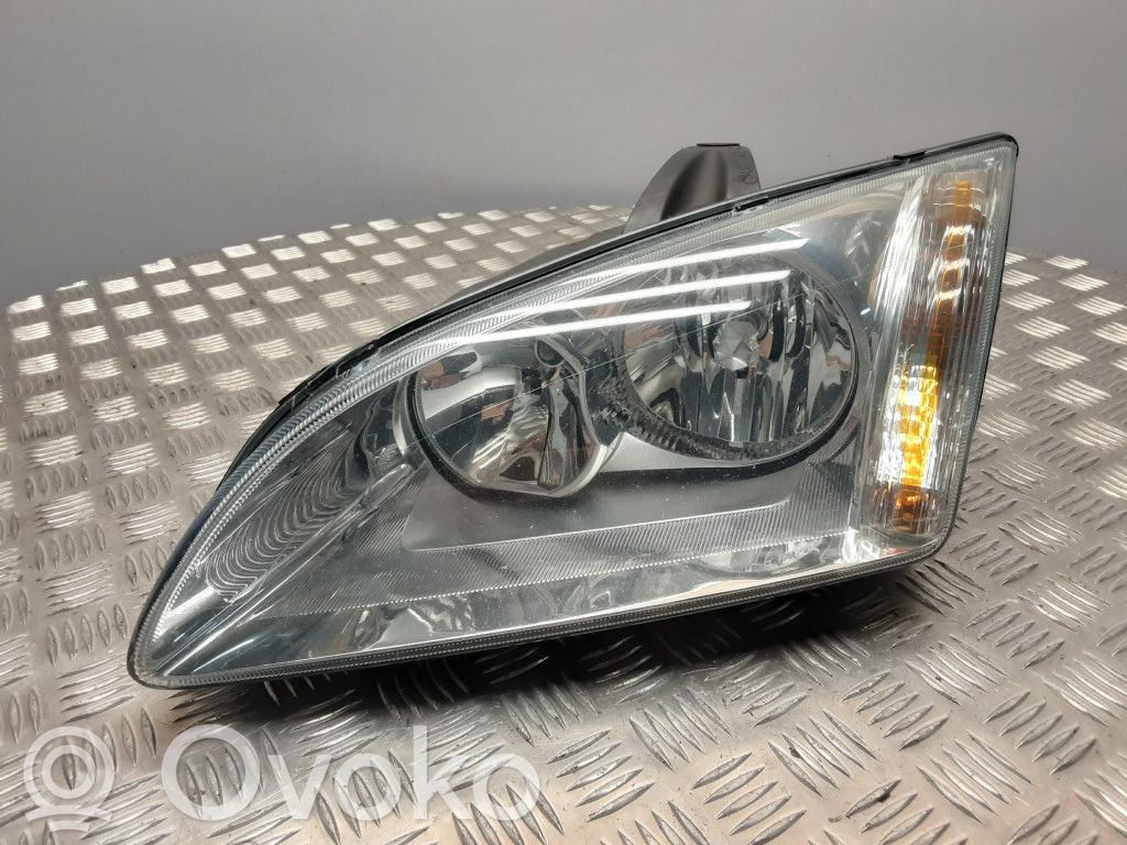 Ford Focus Phare frontale 
