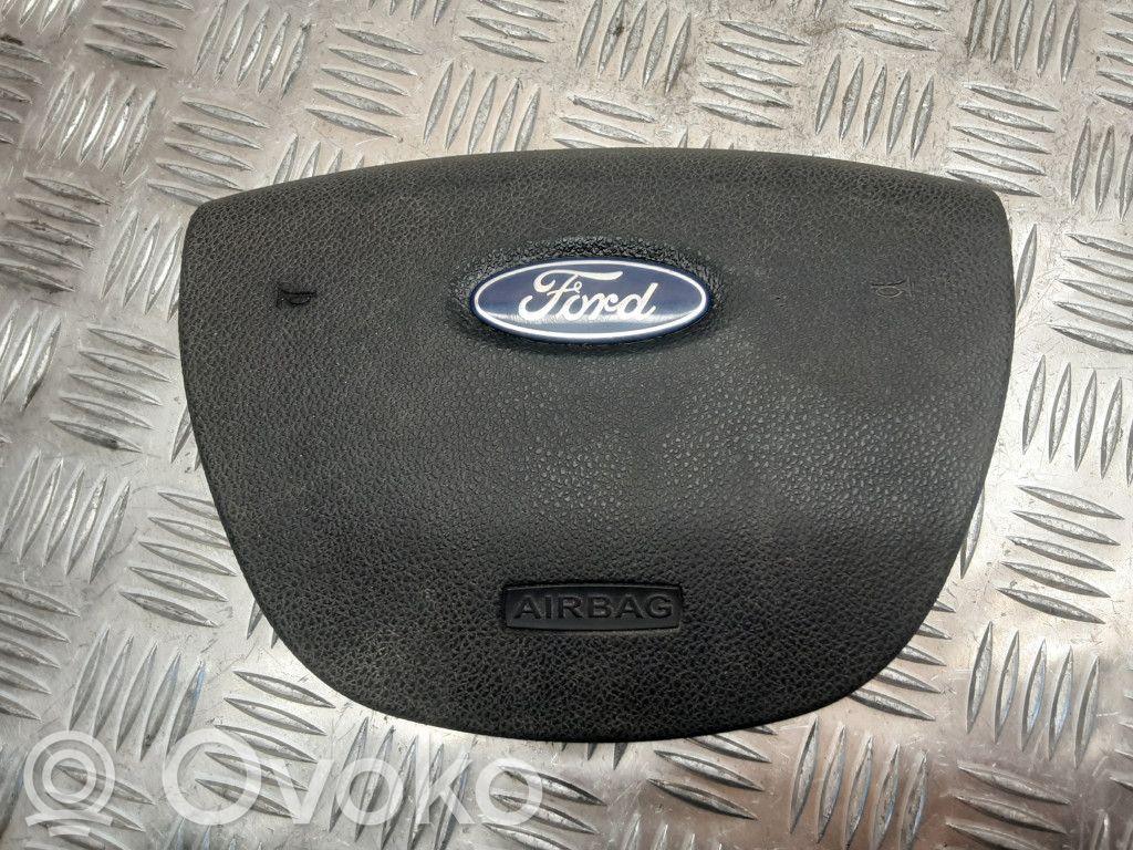 Ford Focus Vairo oro pagalvė 