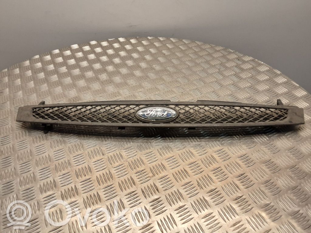Ford Fiesta Etusäleikkö 