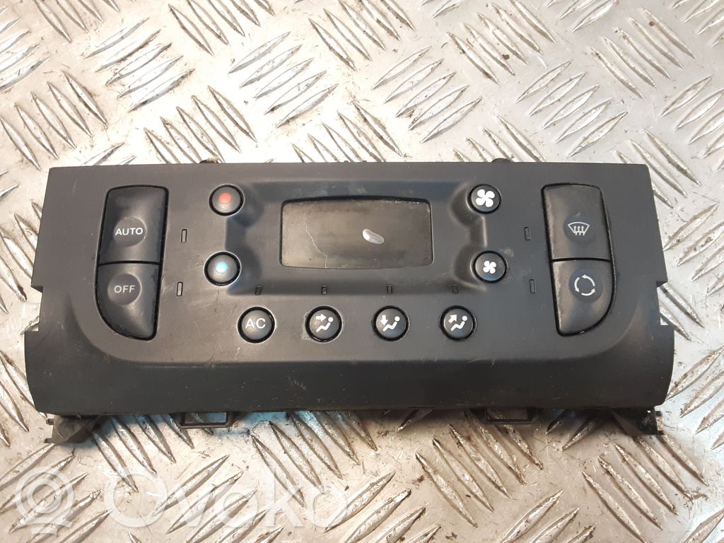 Peugeot 307 Climate control unit 