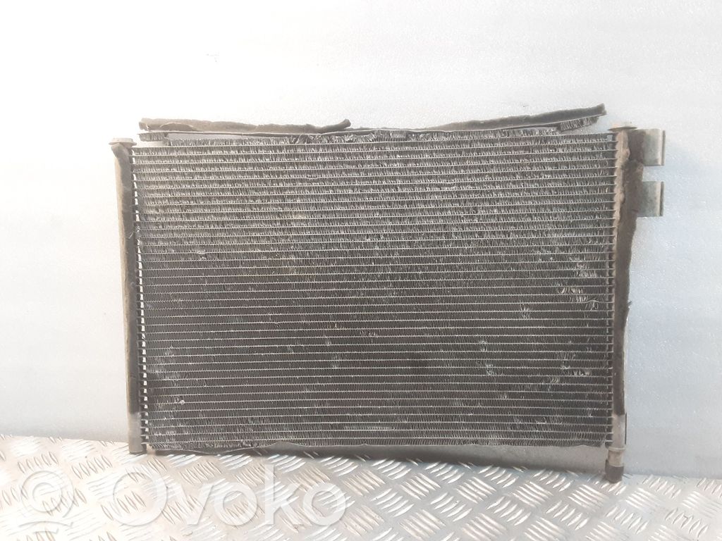 Ford Fiesta Skraplacz / Chłodnica klimatyzacji 