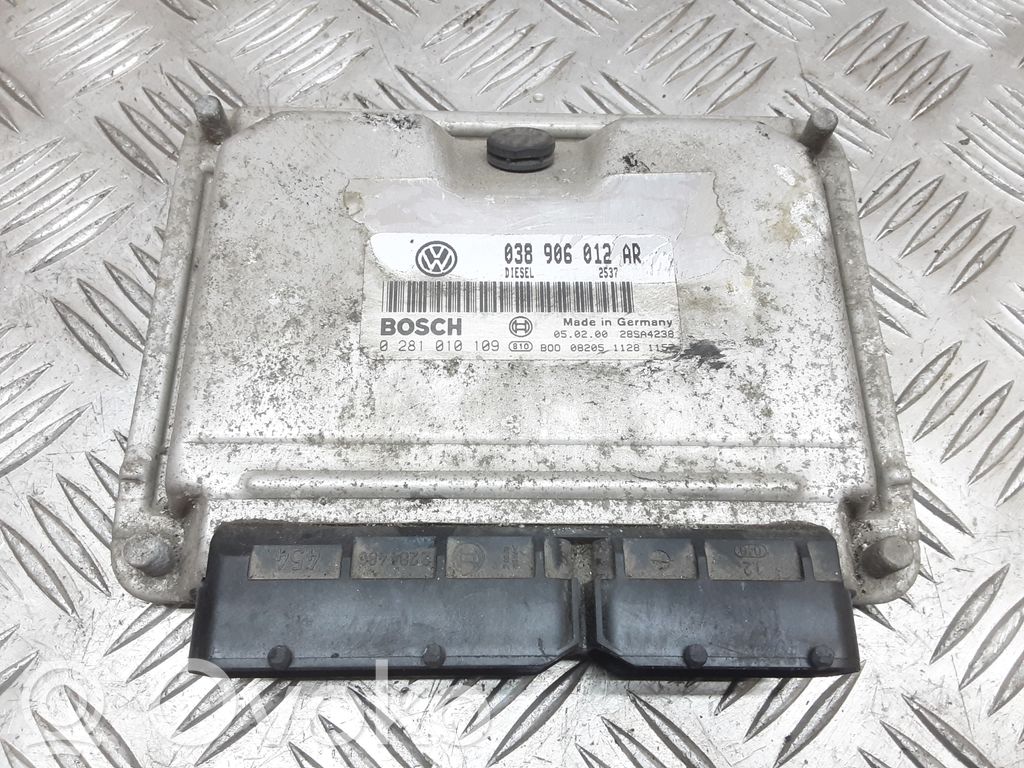 Volkswagen Polo III 6N 6N2 6NF Engine control unit/module 