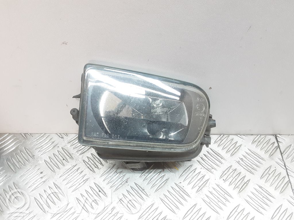 BMW 5 E39 Miglas lukturis priekšā 