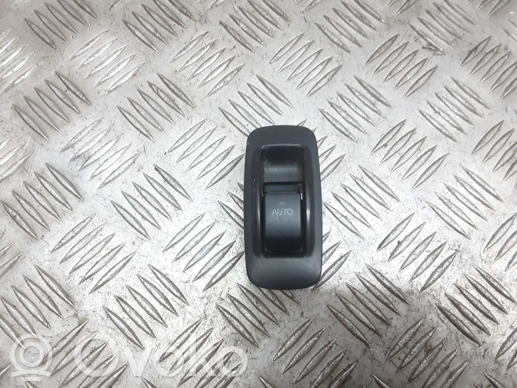 Toyota Corolla E120 E130 Electric window control switch 