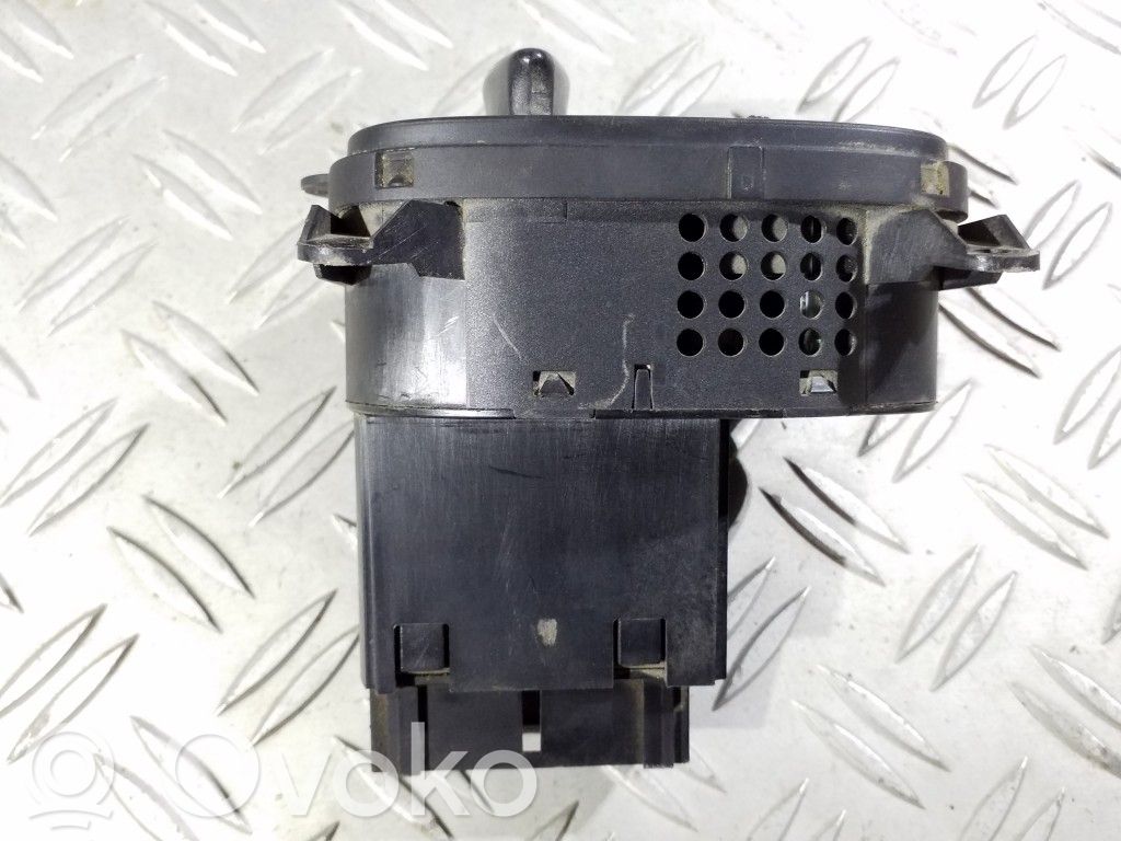 Light switch   YC1T13A024DB,04052831