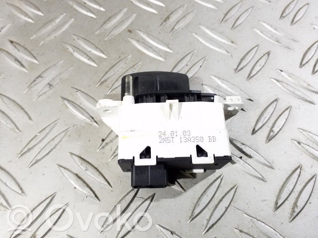 Ford Focus Hazard light switch 