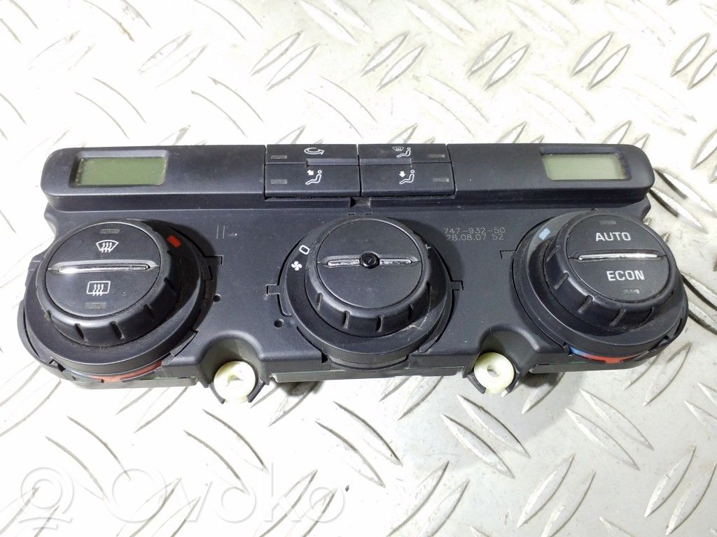 Skoda Octavia Mk2 (1Z) Climate control unit 