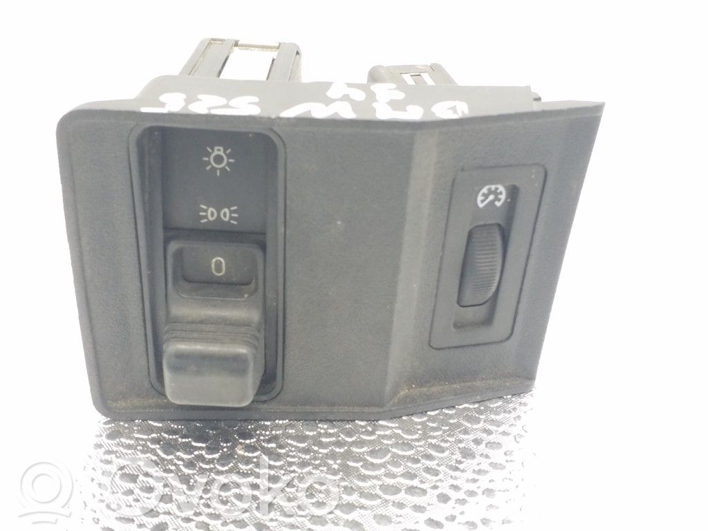 BMW 5 E34 Light switch 