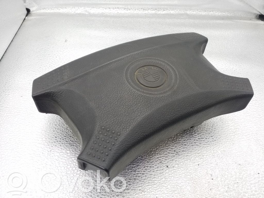BMW 3 E36 Vairo oro pagalvė 