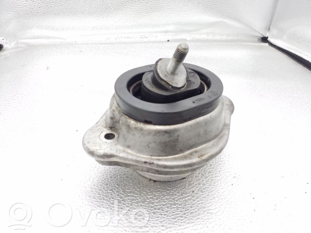 BMW X5 E53 Engine mount bracket 