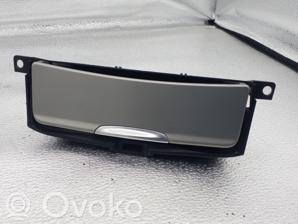 Ford Galaxy Popielniczka deski rozdzielczej 