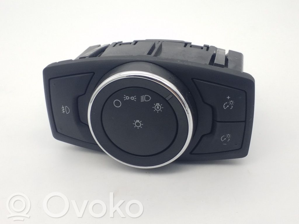 Ford Fusion II Light switch 