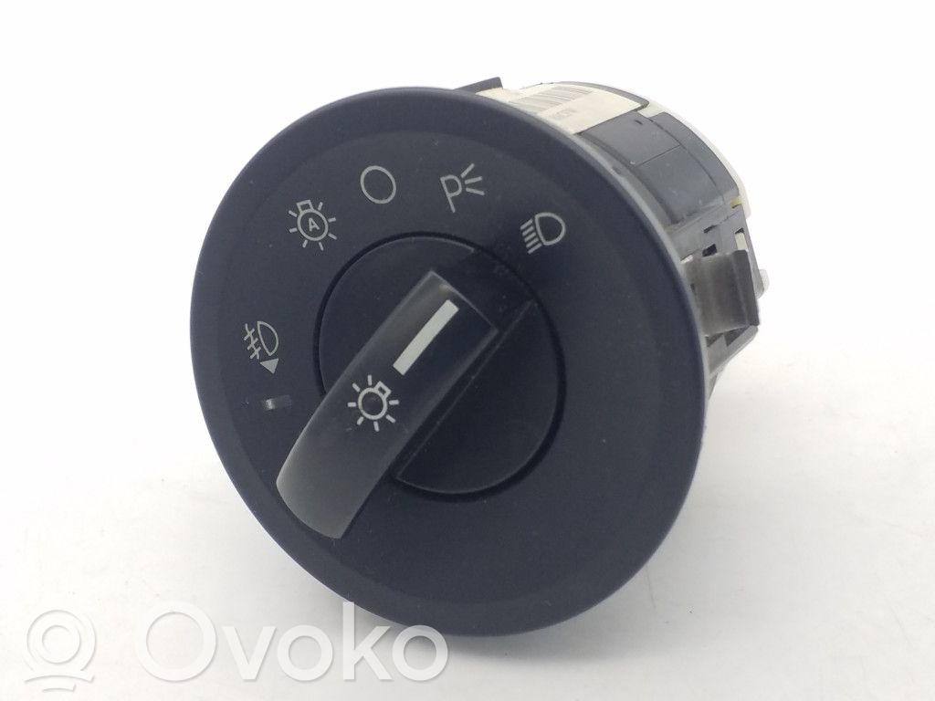 Ford Escape Light switch 