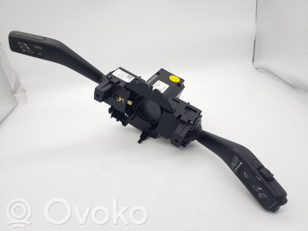 Volkswagen PASSAT B6 Interruptor/palanca de limpiador de luz de giro 