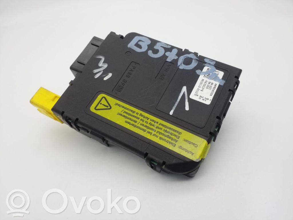 Volkswagen PASSAT B5.5 Unidad de control/módulo de la dirección asistida 