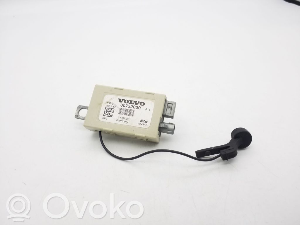 Volvo C30 Antenos stiprintuvas 