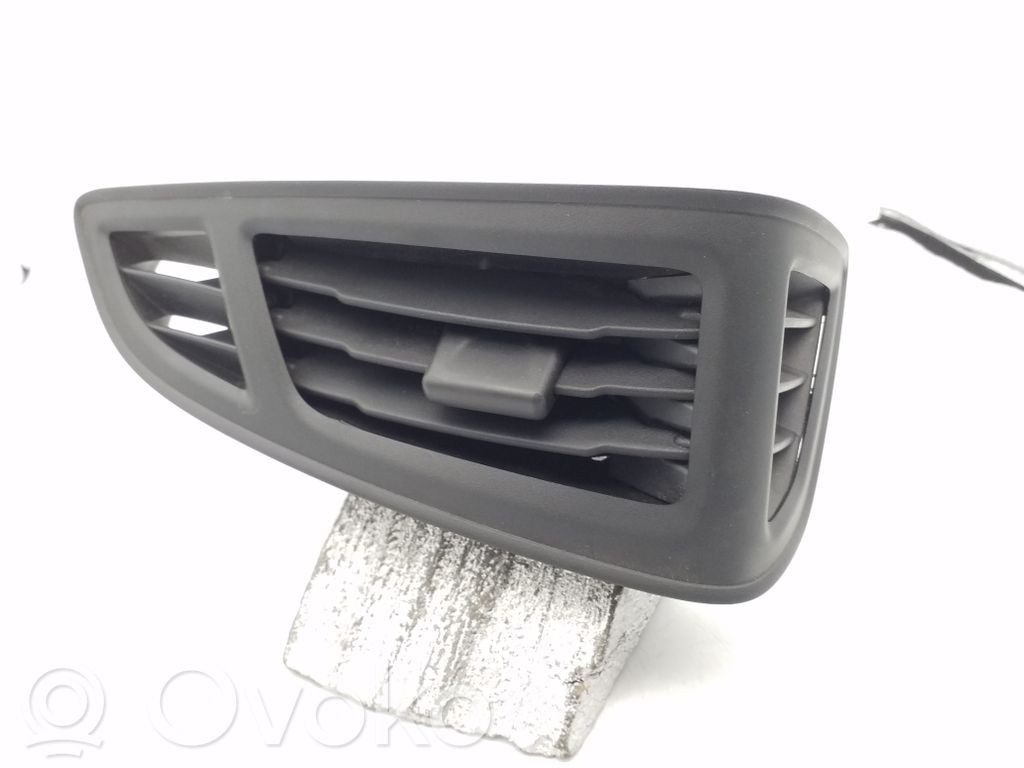 Ford Focus Moldura protectora de la rejilla de ventilación lateral del panel 