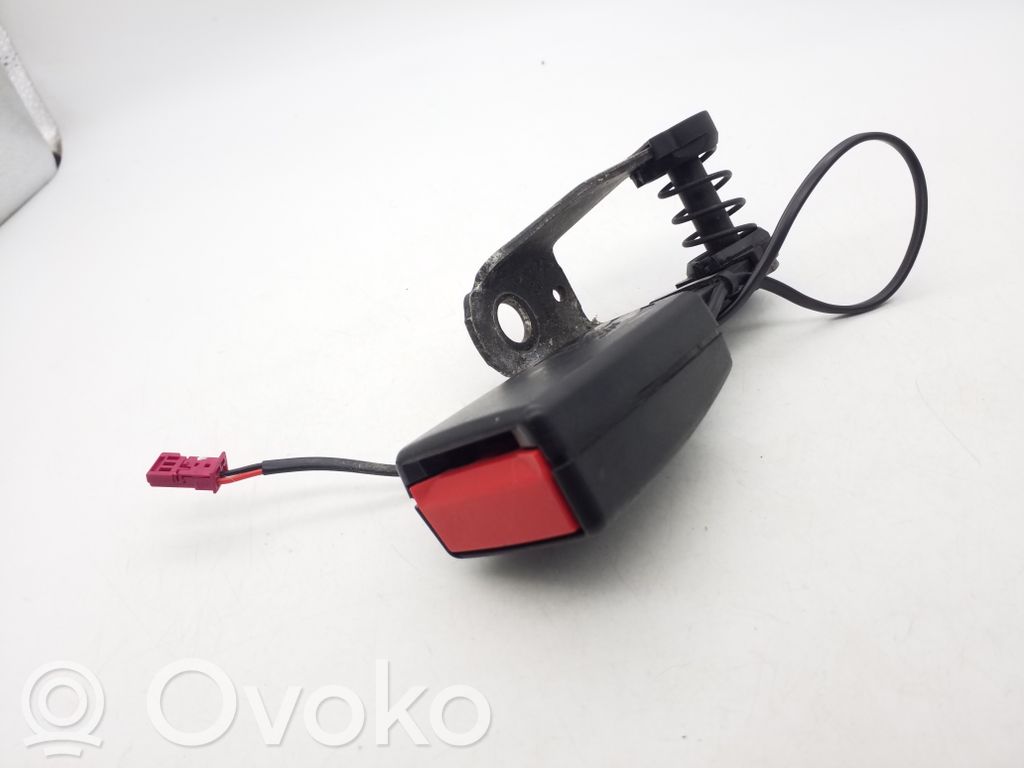 Takaistuimen turvavyön solki   9117209,33039583