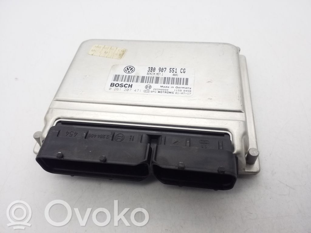 Volkswagen PASSAT B5.5 Engine control unit/module ECU 