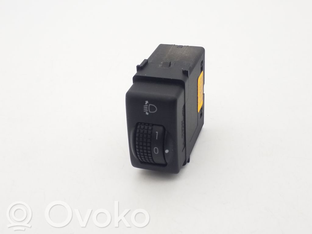 Nissan Note (E11) Headlight level height control switch 