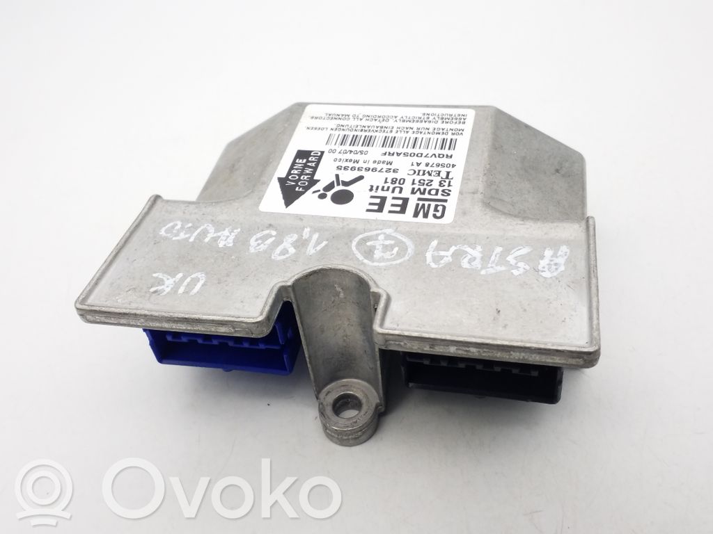 Opel Astra H Airbag control unit/module 