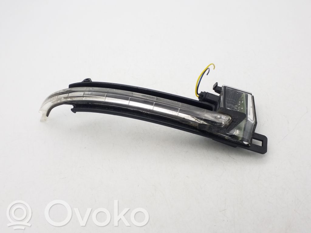 Mirror indicator light   8K0949102,00960902