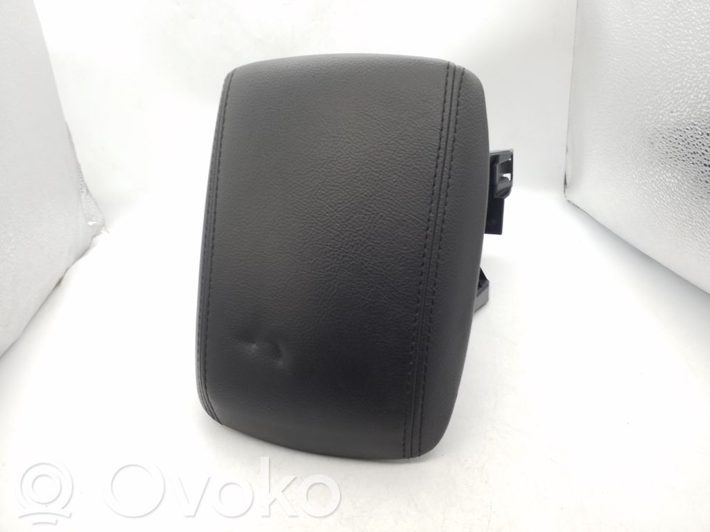 Ford Focus Armrest 