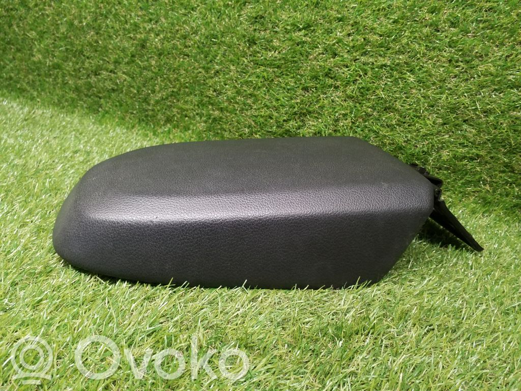 Ford Focus Armrest 