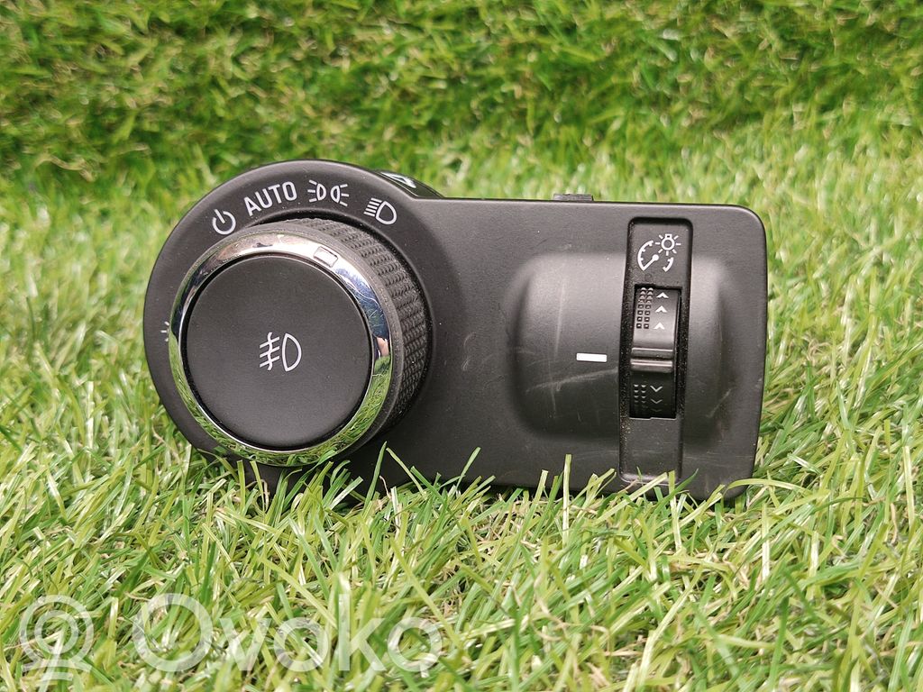Opel Mokka Light switch 