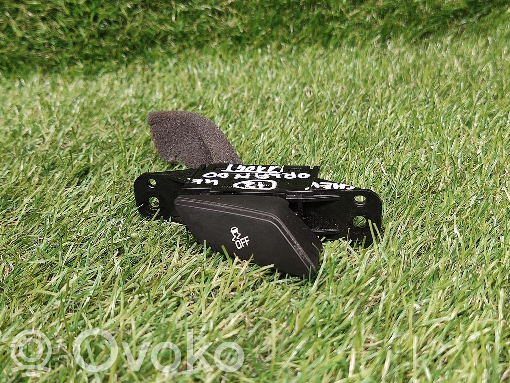 ESP (stability program) switch   202007561