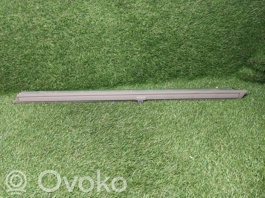 Audi A8 S8 D3 4E Galinė lango užuolaidėlė 