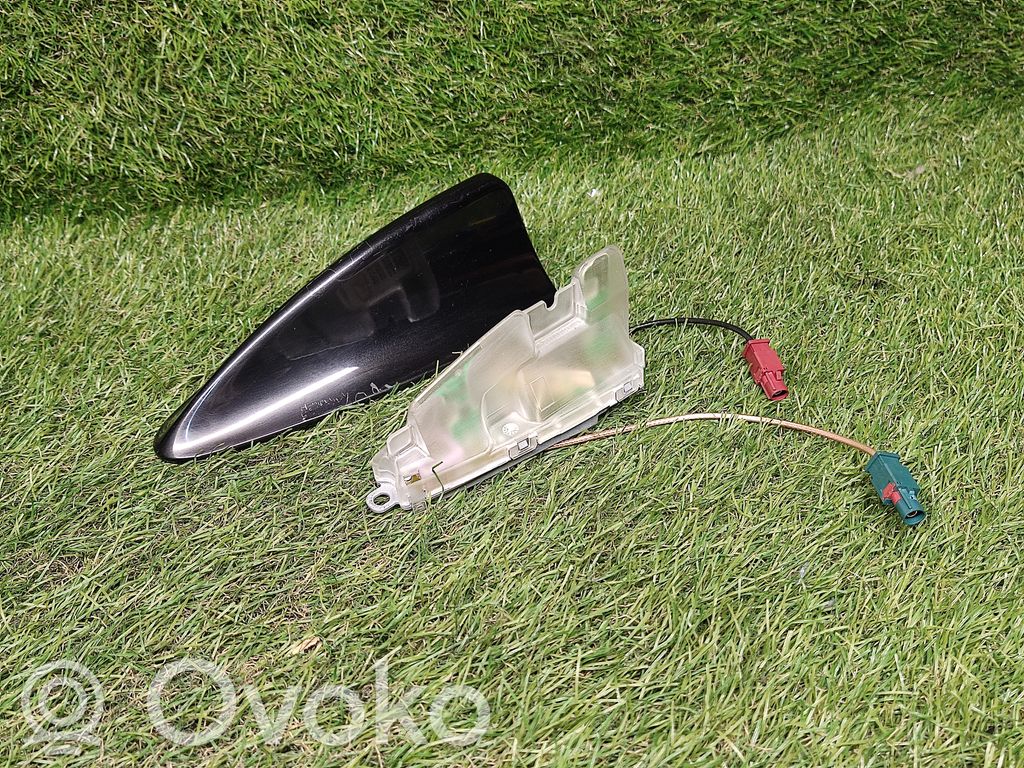 BMW 5 E60 E61 GPS Antenne 