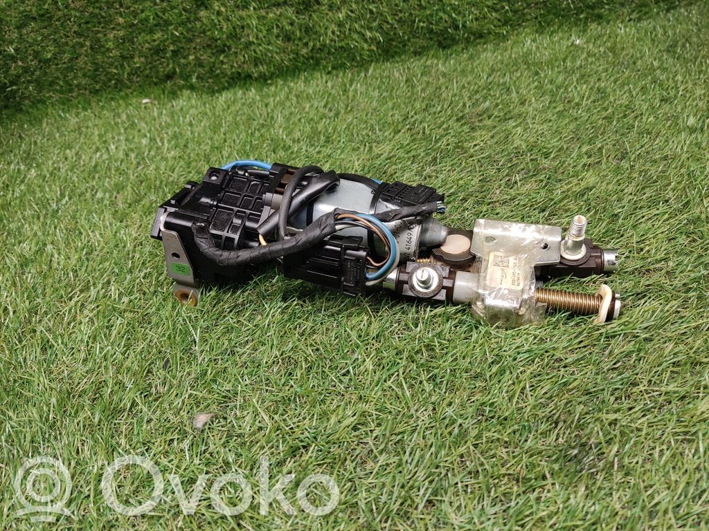 BMW 5 E60 E61 Steering column adjust motor 