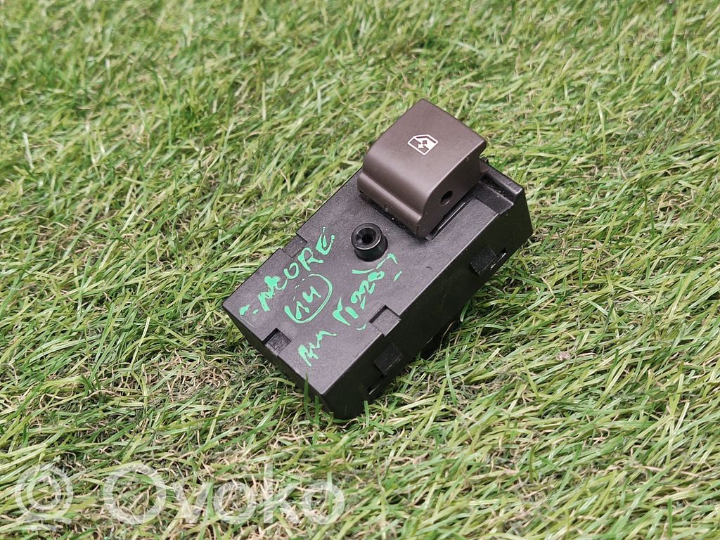 Electric window control switch   20987819