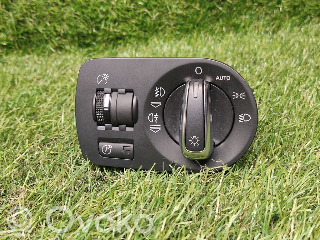 Audi A3 S3 8P Light switch 