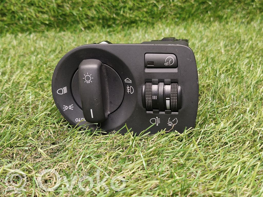 Audi A3 S3 8P Light switch 