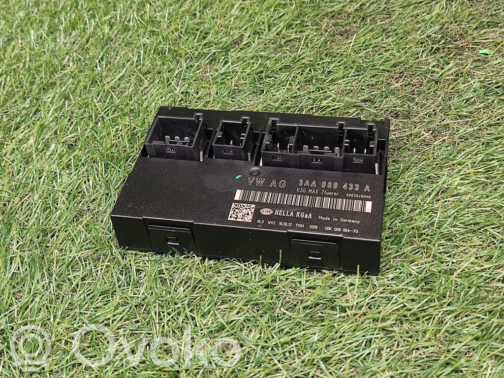 Volkswagen PASSAT CC Comfort/convenience module 