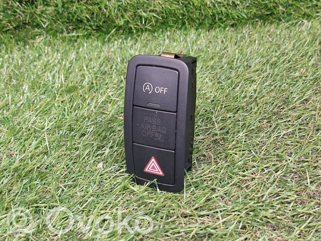 Audi A1 Hazard light switch 