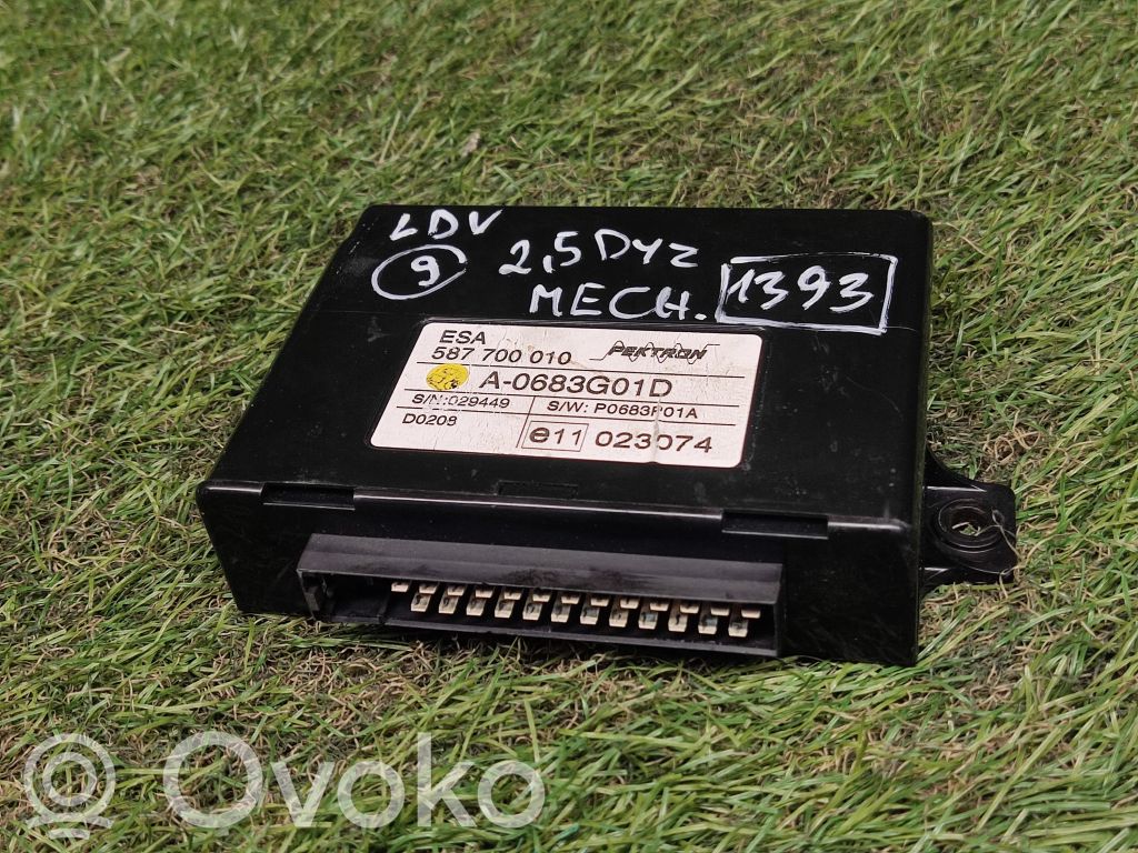 Door central lock control unit/module   587700010,A0683G01D