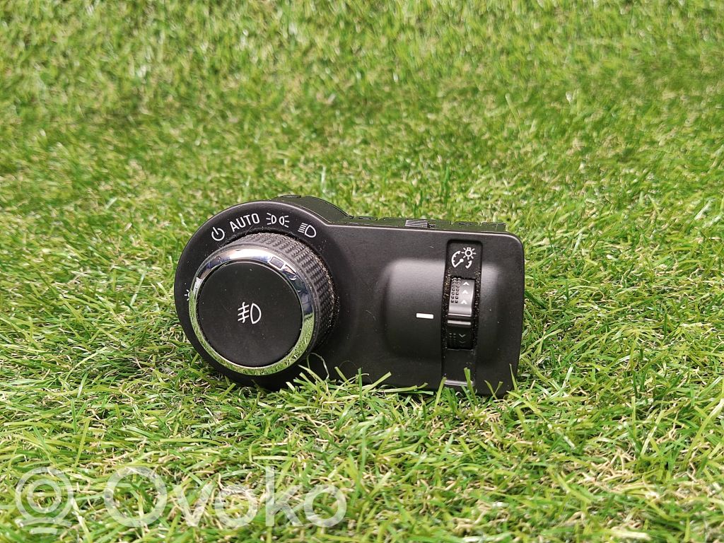 Buick Encore I Light switch 