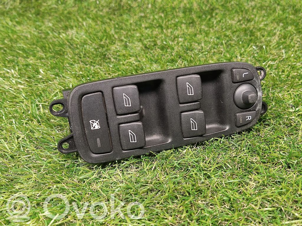 Electric window control switch   30739845,30739846,30739848