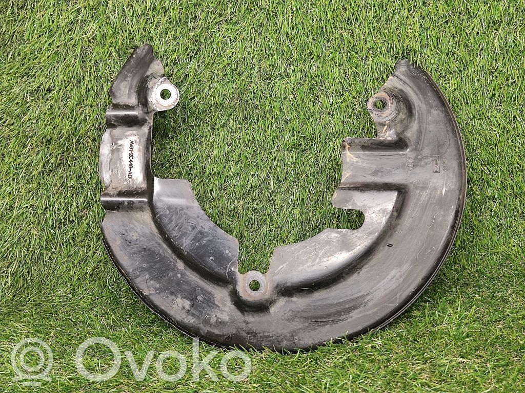 Ford Focus Spritzblech Abdeckblech Ankerblech Bremsen vorne 