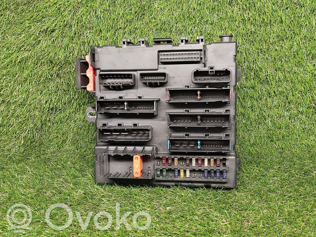 Opel Vectra C Power management control unit 