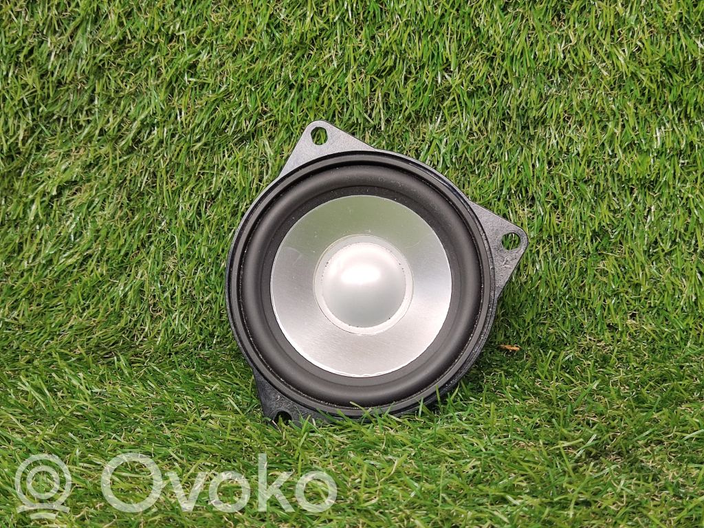 Altavoz del panel   9143121,6513914312101